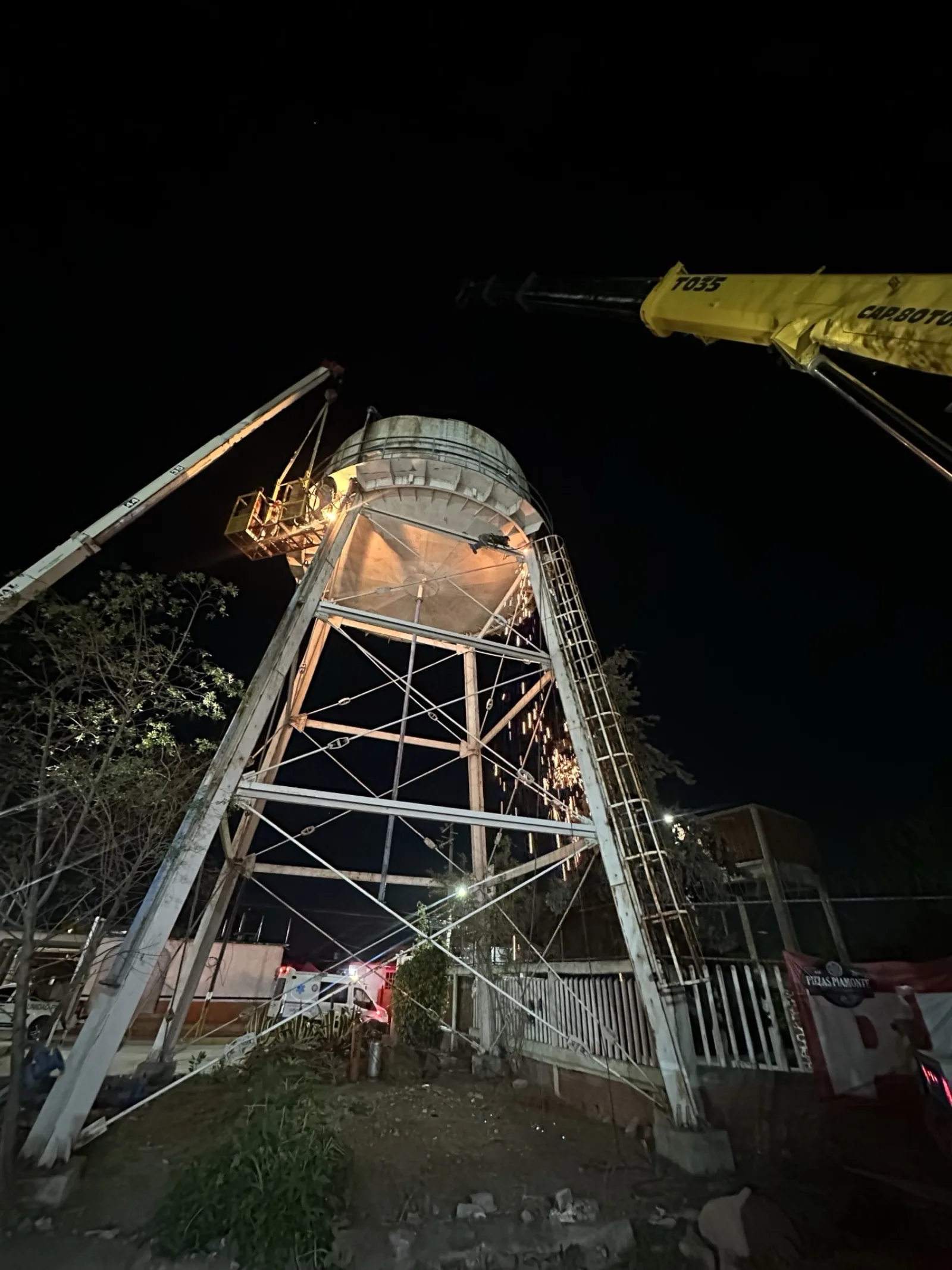 Maniobra de retiro en altura durante un desmantelamiento